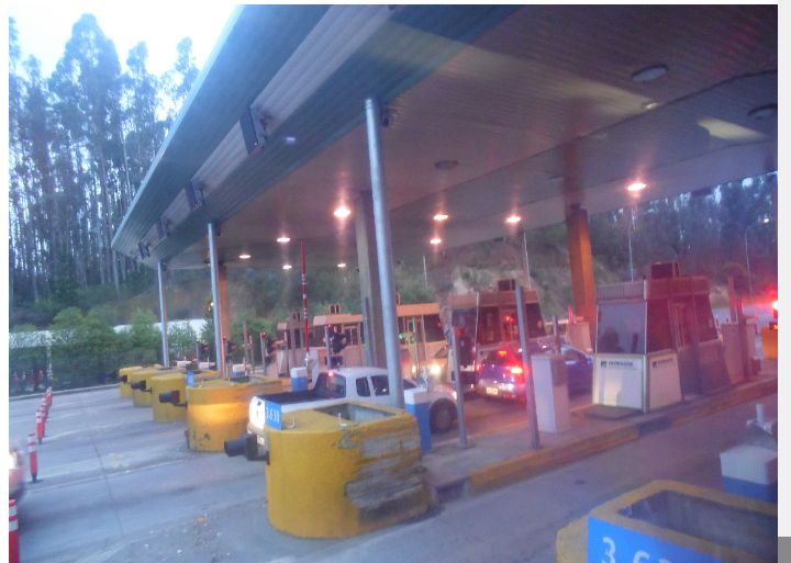 Asaltan y roban $8 millones en peaje Agua Amarilla en Autopista del Itata