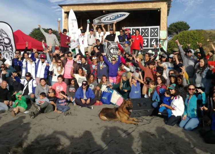 Olas de 4 metros hicieron brillar a surfistas en Nacional disputado en Cobquecura
