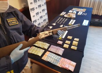 PDI de Concepción detuvo a 5 personas en Penco y decomisó 3 mil dosis de drogas