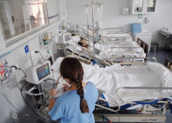 Deuda hospitalaria podría superar los $800 mil millones de pesos según autoridades de Salud