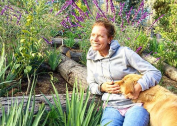 Kathy Salosny sería la conductora de programa nocturno en TVN