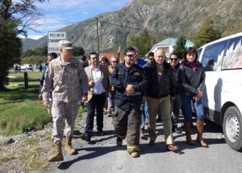 «No hay prohibición de visitar esta zona»: Intendente del Biobío tras sobrevolar el volcán Chillán