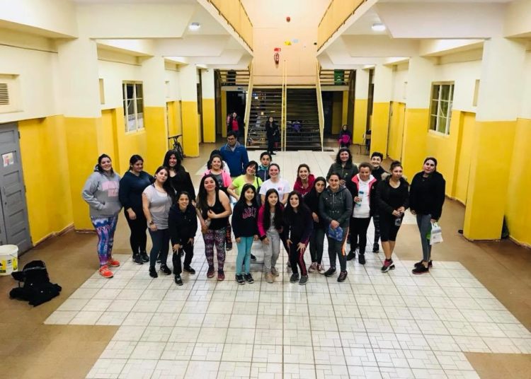 Talleres gratuitos de zumba comienzan este lunes en Quirihue