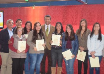 128 jóvenes de San Nicolás recibieron la beca municipal 2018