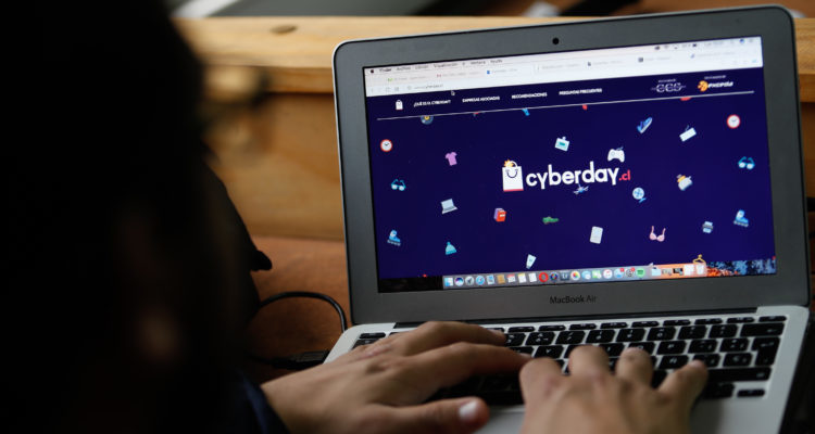 CyberDay 2018: Sernac recuerda los derechos de los consumidores y deberes de las empresas