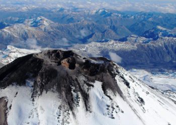 Sernageomin advierte sobre eventual erupción en el Volcán Chillán tras nuevas mediciones