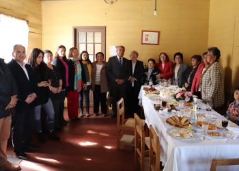 Artesanas de Quirihue celebraron su aniversario