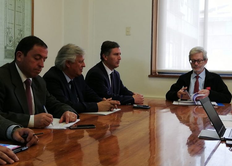 Alcalde de Cobquecura se reunió con Ministro de OO.PP. por ruta costera y Puente Itata