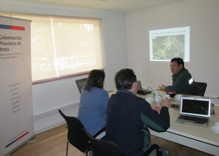 Gobernación de Itata y Conaf coordinan instalación de dos brigadas con base en Quirihue