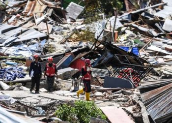 Más de 1.000 personas podrían estar desaparecidas en Indonesia tras terremoto y tsunami