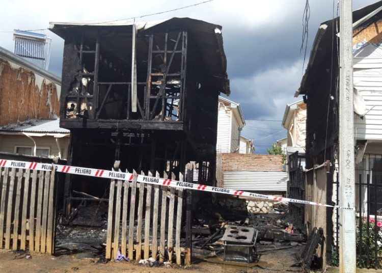 Vecinos realizarán Velatón en recuerdo de las víctimas de incendio en Villa Altos de Quirihue