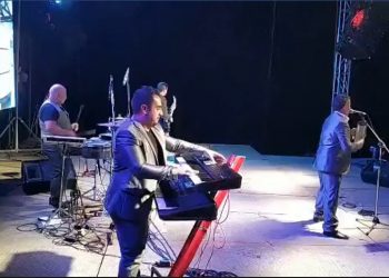 Músico de Ritmo Records resultó lesionado al caer pantalla gigante en show en Portezuelo