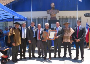 Cobquecura celebró sus 140 años con masiva participación en acto y desfile