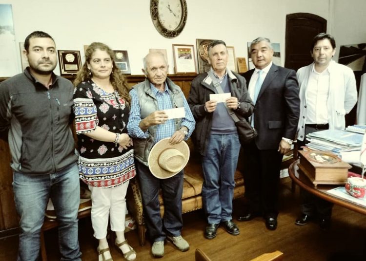 3 campesinos de Quirihue obtienen aporte en dinero en Concurso Ideas de Prodesal e Indap