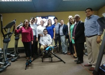 Reinauguran gimnasio municipal de Portezuelo tras millonaria inversión