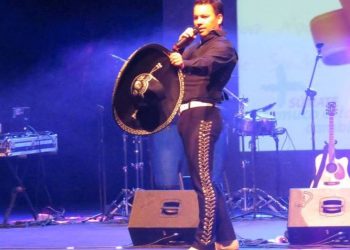 Cobquecura celebra con “show romántico” el “Día de los enamorados”