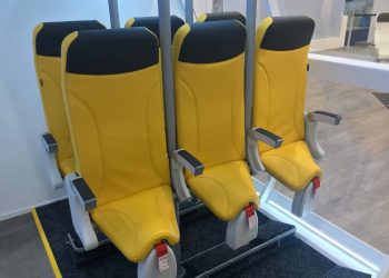 Si los vuelos ‘low cost’ te parecían incómodos, espera a ver estos asientos