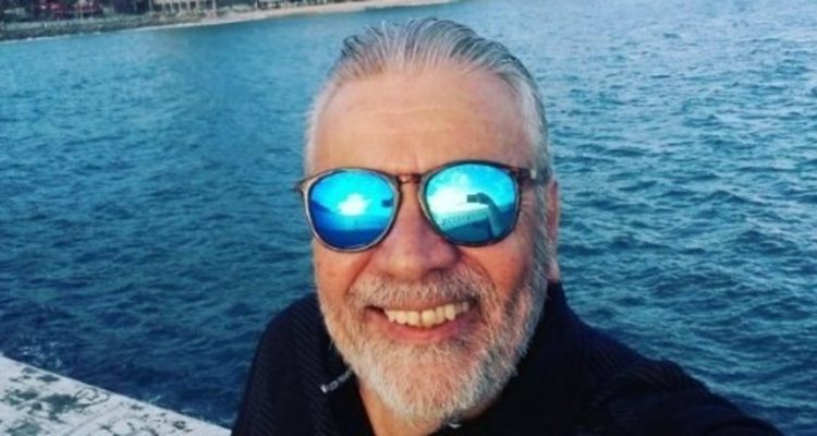 Hombre dejó de fumar, ahorró todo lo que antes gastaba en cigarros y acumuló 14 millones de pesos