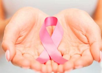 Especialistas en alerta por aumento de cáncer de mamas en mujeres jóvenes