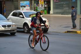 Consejos para trasladarnos en bicicleta cuando hace mucho calor