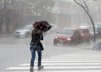 Primera lluvia dejó 32.5 milímetros y advierten de posible tormenta eléctrica