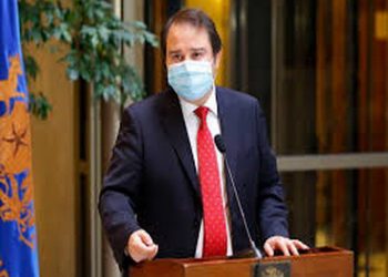 Diputado Sauerbaum “El gobierno no puede seguir guardando silencio, es urgente un Post Natal de Emergencia”