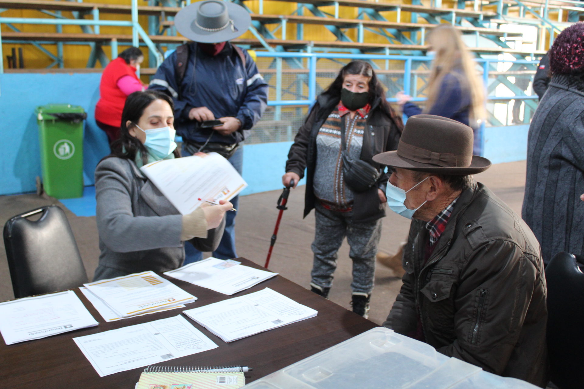Gobierno se despliega en Itata para informar acerca de beneficios y porte a medios de pago alternativos