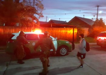 Carabineros detuvo en Chillán Viejo a 12 personas que jugaban baby fútbol infringiendo normativa de salud