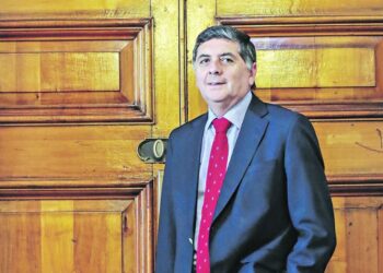 Designan a Claudio Alvarado como senador UDI por Ñuble