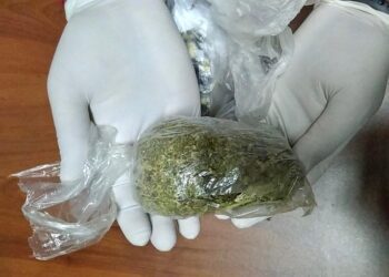 Carabineros del OS7 Ñuble detuvo a sujeto que lanzó droga hacia la cárcel de Chillán