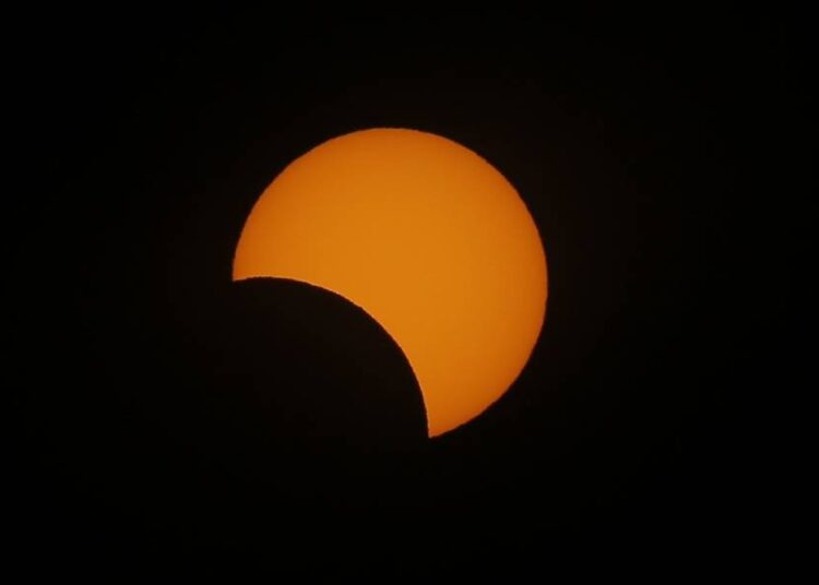 Un paréntesis al coronavirus: La Araucanía se prepara para eclipse del 14 de diciembre