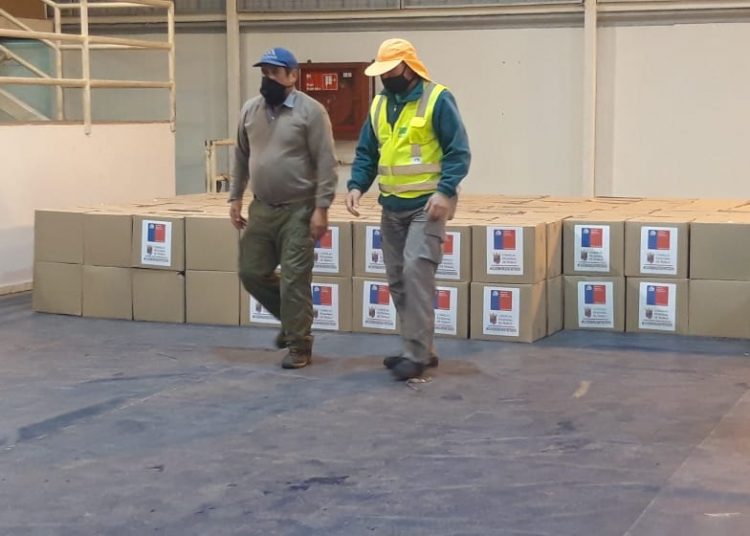 Municipio de Quirihue recepcionó otras 880 cajas de alimentos para distribuir a vecinos