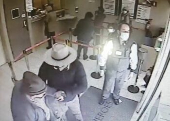 Delincuente se hizo pasar por familiar y le robó toda su pensión a abuelito en Quirihue