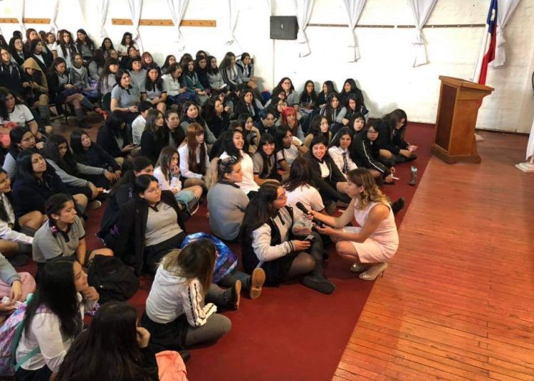 SERNAMEG Ñuble abre postulaciones para talleres de prevención en violencia contra la mujer