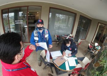 Bulnes: Inician sumario a restaurante por consumo de alimentos al interior