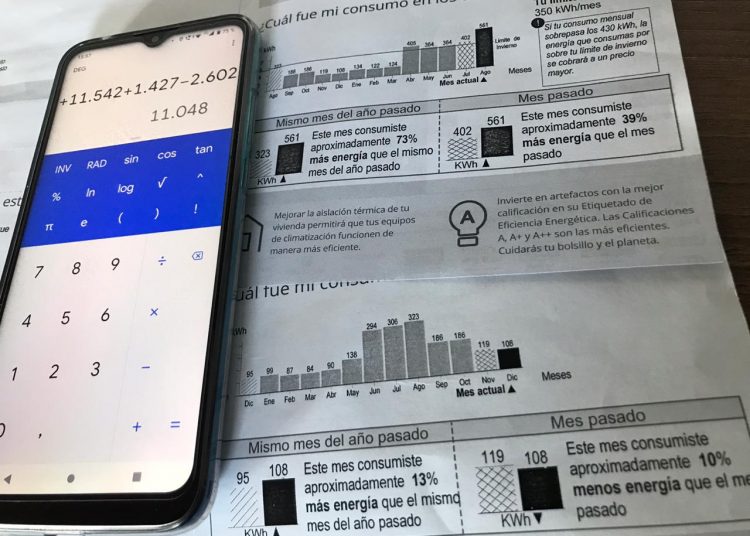 SEC multa a eléctricas con casi $16 mil millones por superar máximo permitido de horas sin suministro en un año