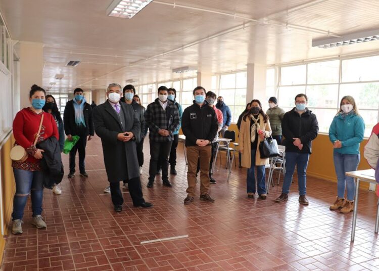 Jefe provincial de educación de Ñuble visitó Liceo Bicentenario de Quirihue