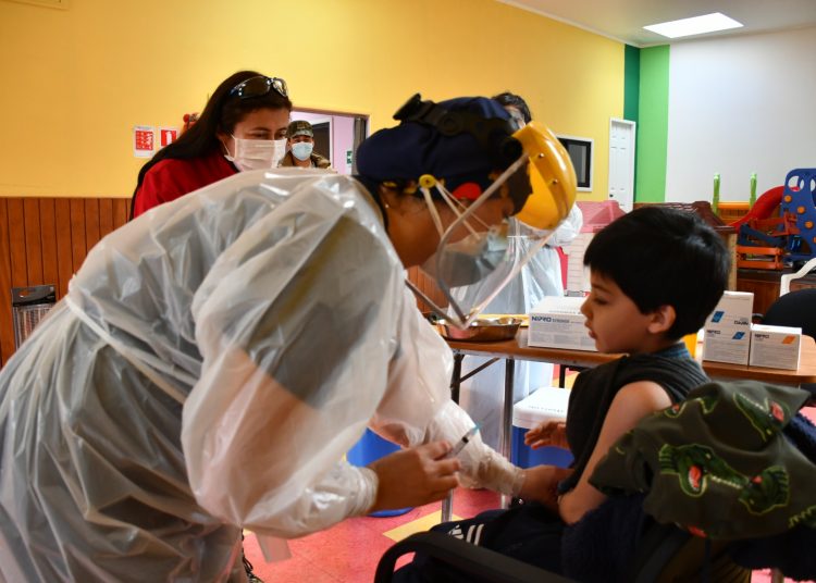 26 mil 400 niños están siendo inmunizados gratuitamente en Ñuble