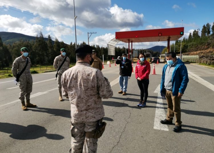 Se entregan chips de telefonía y datos móviles en punto de control militar en Queime