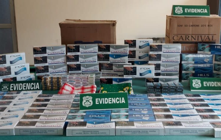 Carabineros detiene en Chillán a 3 personas por venta ilegal de cirgarrillos de contrabando