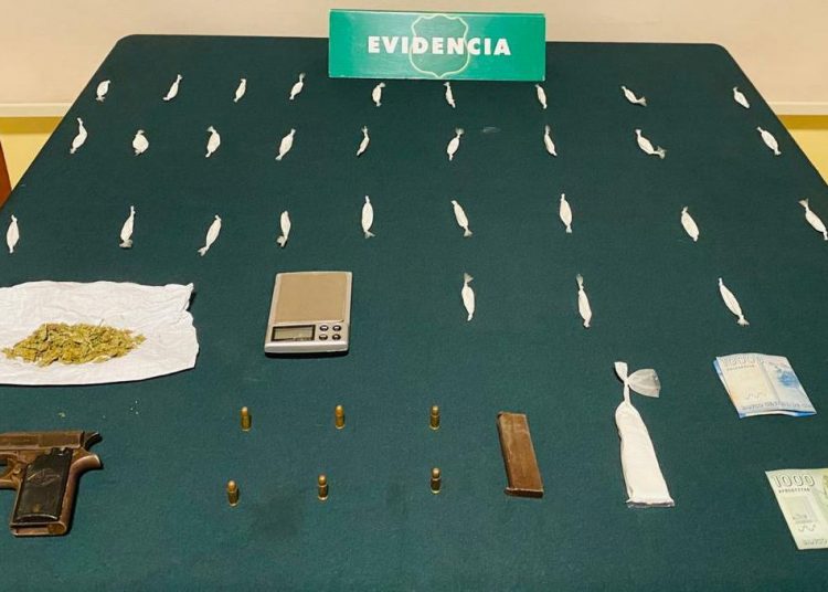 Carabineros del OS7 Ñuble detuvo a pareja que comercializaba cocaína en Bulnes