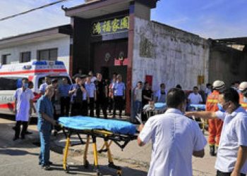 Trágica comida china: 17 muertos luego de derrumbarse un restaurant