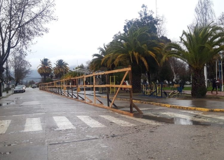 Confirman cierre perimetral de la plaza de Quirihue por trabajos de remodelación