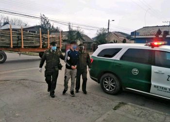Carabineros de Coelemu detuvo a sujeto que fue sorprendido comercializando marihuana en la plaza