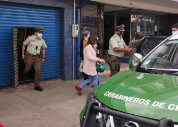 Carabineros detiene a 5 personas y clausura de local de juegos en San Carlos