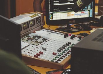 Ministerio de las Culturas y SCD abren inscripciones para seminario especializado en producción musical