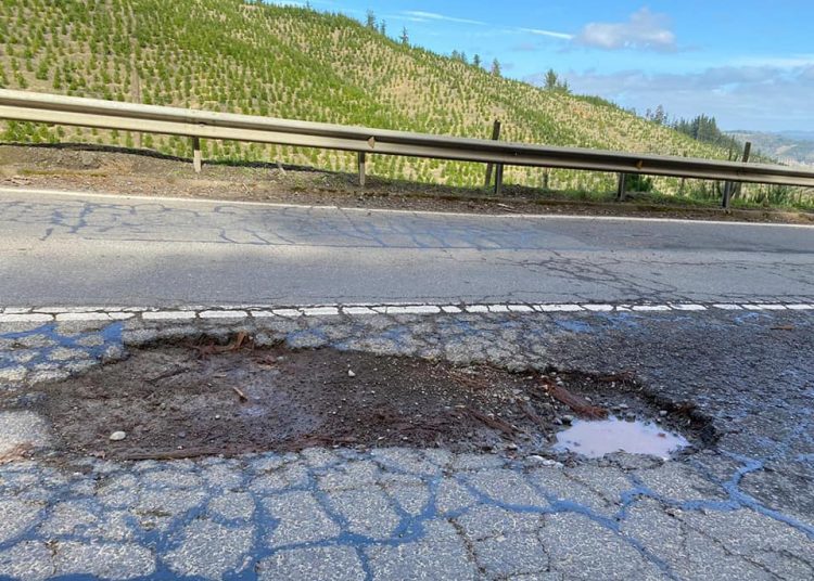 Vialidad realizará «bacheos» para mejorar la ruta Los Conquistadores