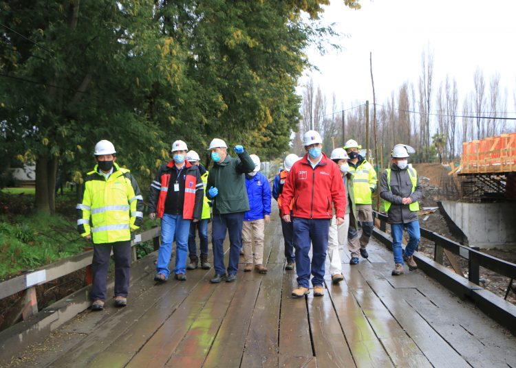 Autoridades proyectan inauguración del puente Coihueco-Pinto para antes de fin de año