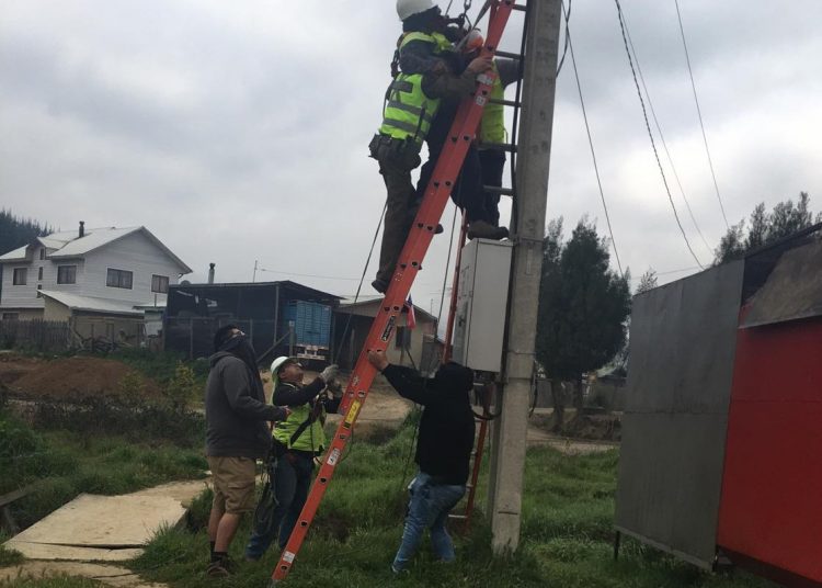 Trabajador sufrió accidente por descarga eléctrica en Coelemu