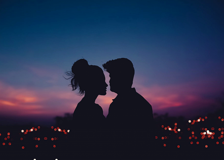 «Impulsividad amorosa»: la razón por la que algunas personas se enamoran tan fácilmente